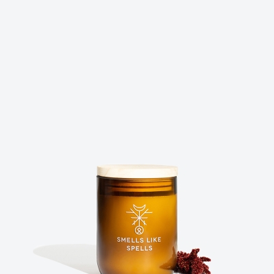 Soy wax scented candle with wooden wick KVASIR Smells Like Spells